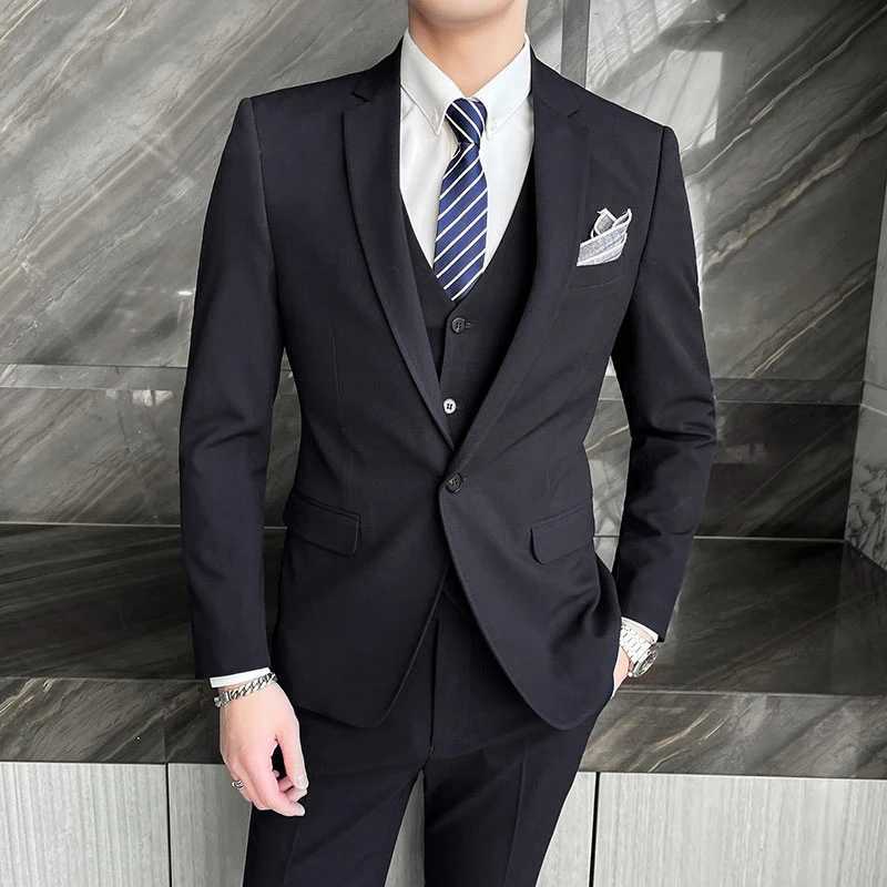 Mens 2025 ThreePiece Suit Set Casual Business Wedding Banquet Outfit Handsome M4XL Stylish Combination with Vest And Trousers W250910