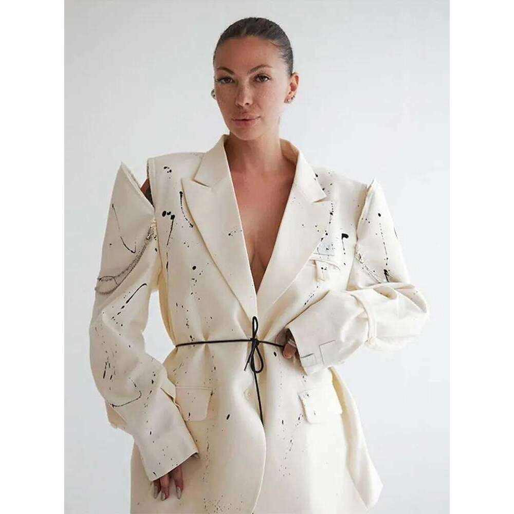 Designer Clothing 2025 Women's Suit Coats Graffiti Hollow Out Off Shoulder Coat Woman Loose Print Lapel Jacket Single Breasted Long Sleeves Top C