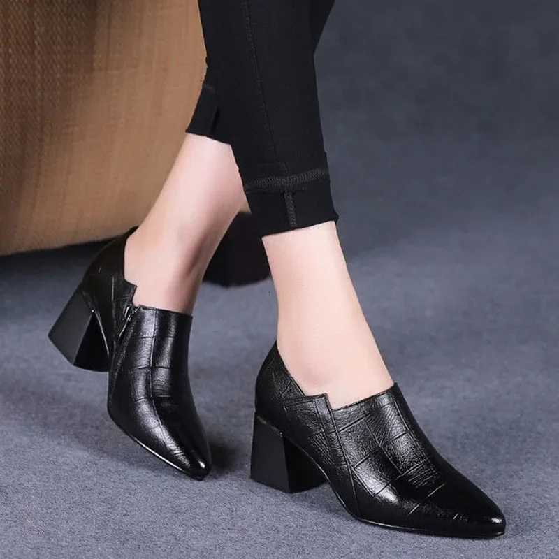 Highheeled Shoes Womens 2025new Allmatch Thickheeled Pointed Leather Shoes Midheeled Black Professional Shoe Womens Shoes W250910