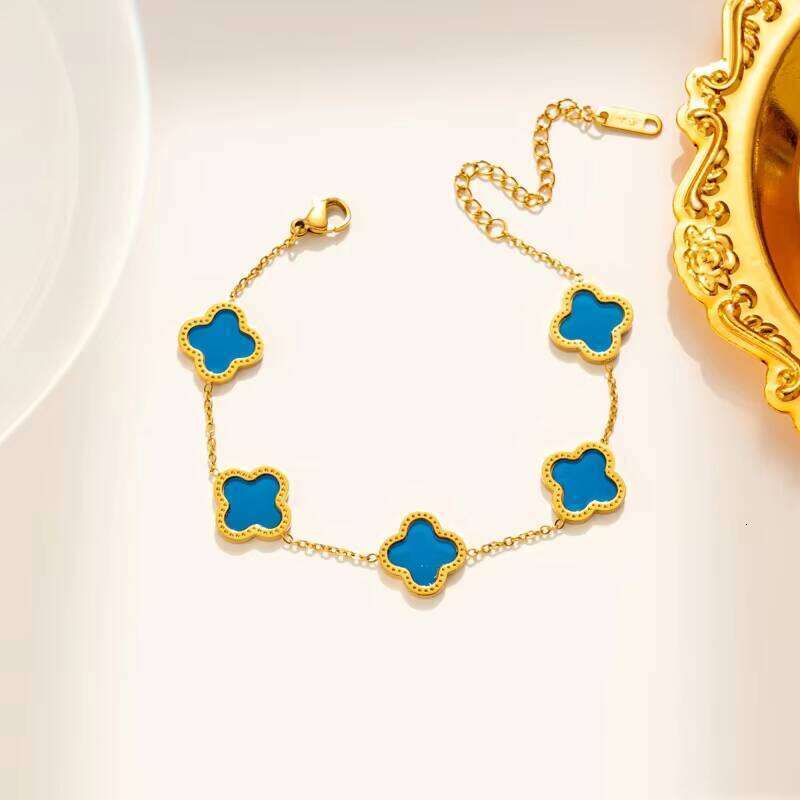 Four Leaf Bracelet Clover Set Non Famous Brand Fashion Wholesale Gold Plated Lady Designer Jewelry