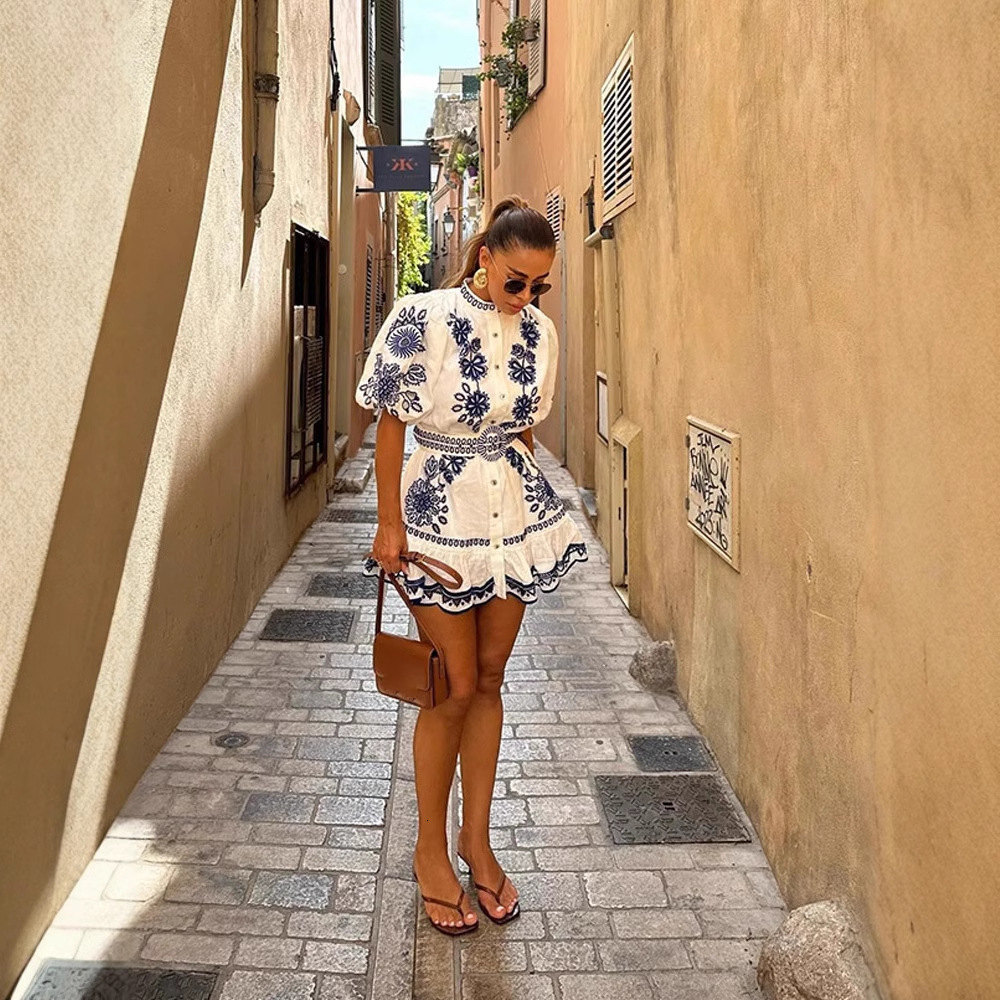 2025 Spring New European design and American Fashion Women's Fashion Printed Single breasted Stand collar Fluffy Short sleeved Dress Designer Dre