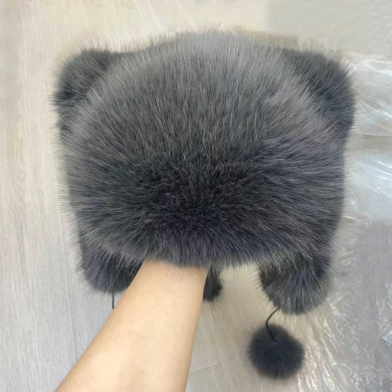 Women s Cozy Faux Fur Beanie with Stylish Color Block Design for Cold Weather Adventures and Outdoor FunXJ250910