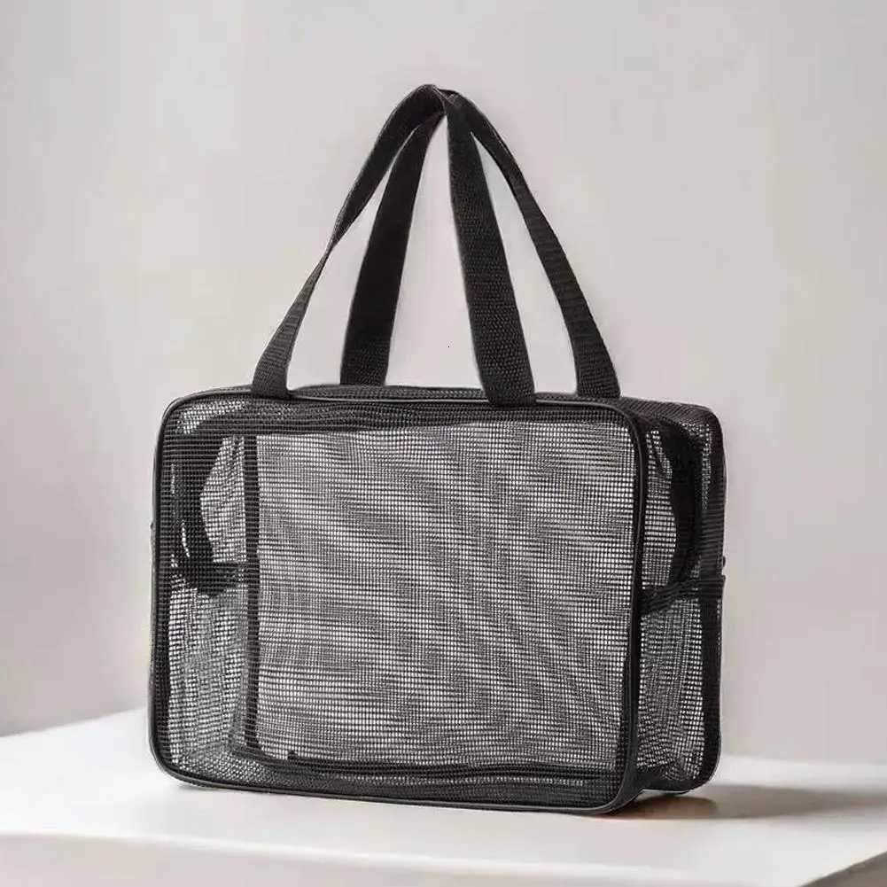 Mesh Shower Storage cosmetic bag Portable Large Capacity Tote Bag men Fitness bath storage bag Toiletry OrganizerXJ250910