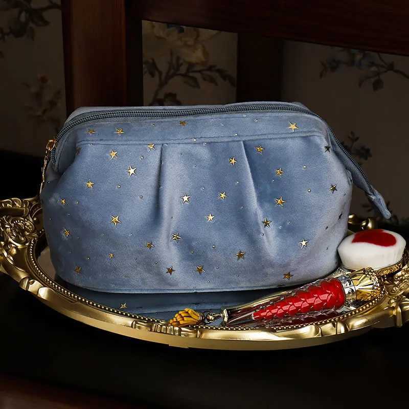 Women Luxury Velvet Cosmetic Bag Large Capacity Star Print Makeup Bag Portable Travel Wash Organizer Toiletries Storage CaseXJ250910