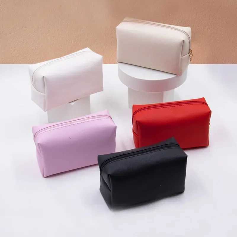 PU Leather Travel Cosmetic Bag Makeup Bag Make Up Pouch Travel Wash Toiletry Organizer Purse Storage Handbag for Women GirlsXJ250910
