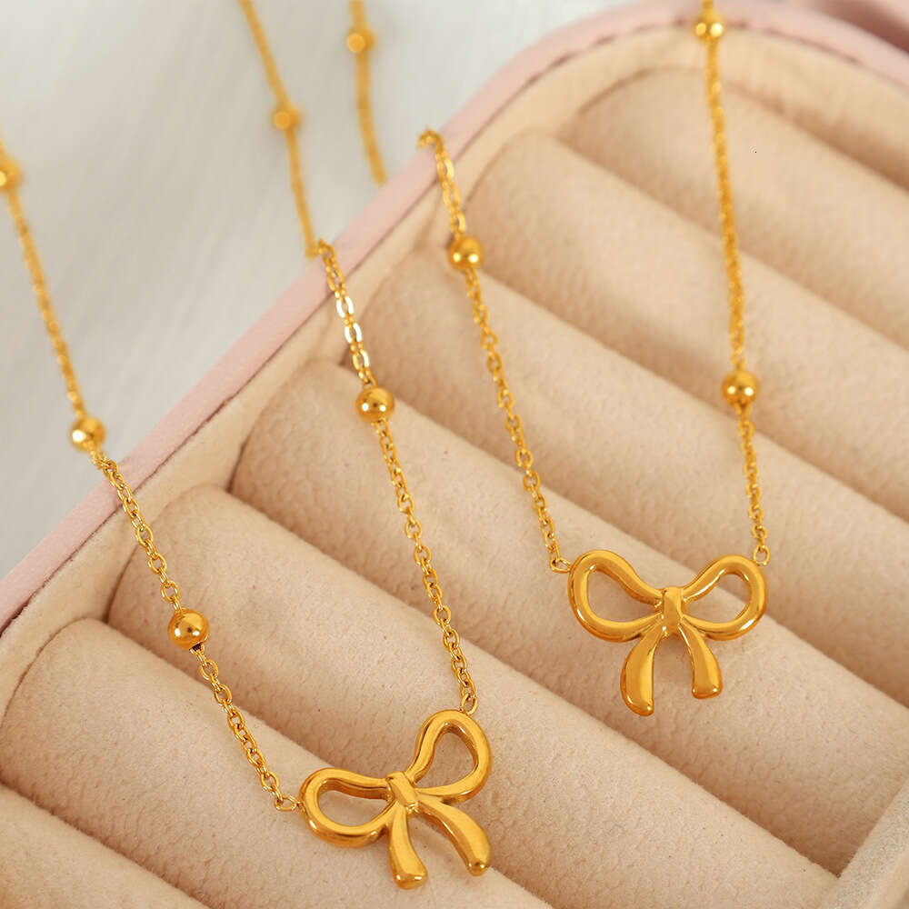 French Fashion Bowknot Titanium Steel Necklace for Women, Niche Design, Simple Versatile Bracelet, Light Luxury High-end Clavicle Chain