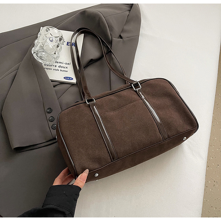 Free shipping designer Casual Versatile Single Shoulder Bag Small Square Bag New Retro Fashion Handbag Matte Large Capacity Commuter Bag Boston Bag