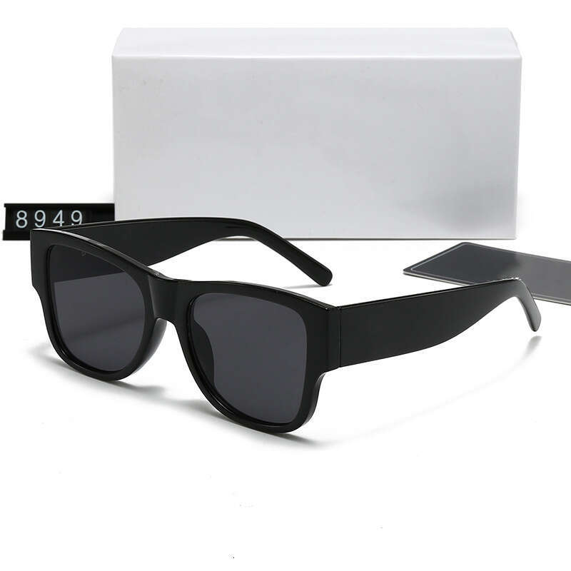 New Unisex Fashion UV Protection Square Frame Sunglasses for Driving and Travel 8949