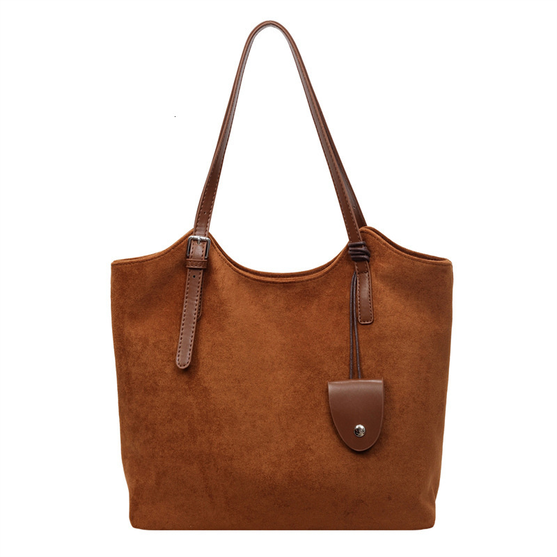 Free shipping designer Vintage Large Capacity Tote Bag for Women New Versatile Stylish Niche Underarm Bag Fashionable Simple Shoulder Bag