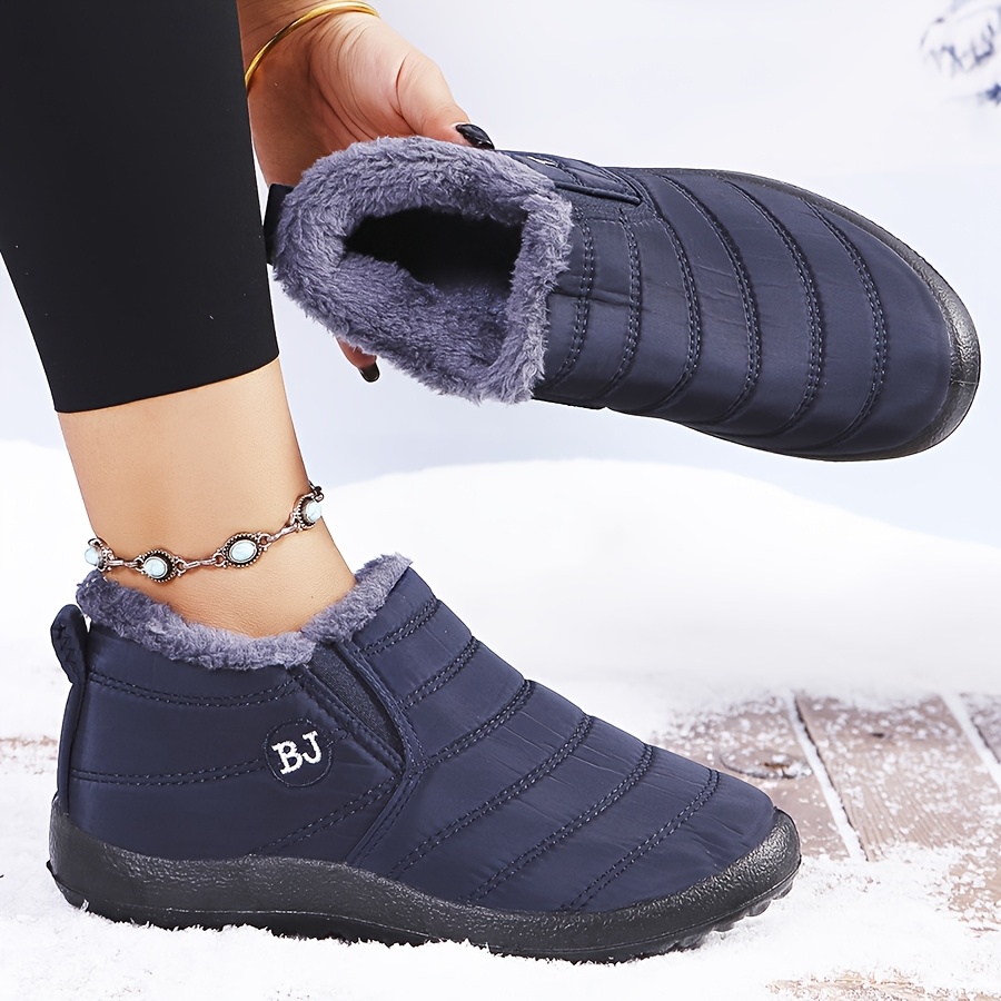 2025 free shipping autumn and winter new female designer thick soled snow boots, short tube height increasing cotton keep warm shoes
