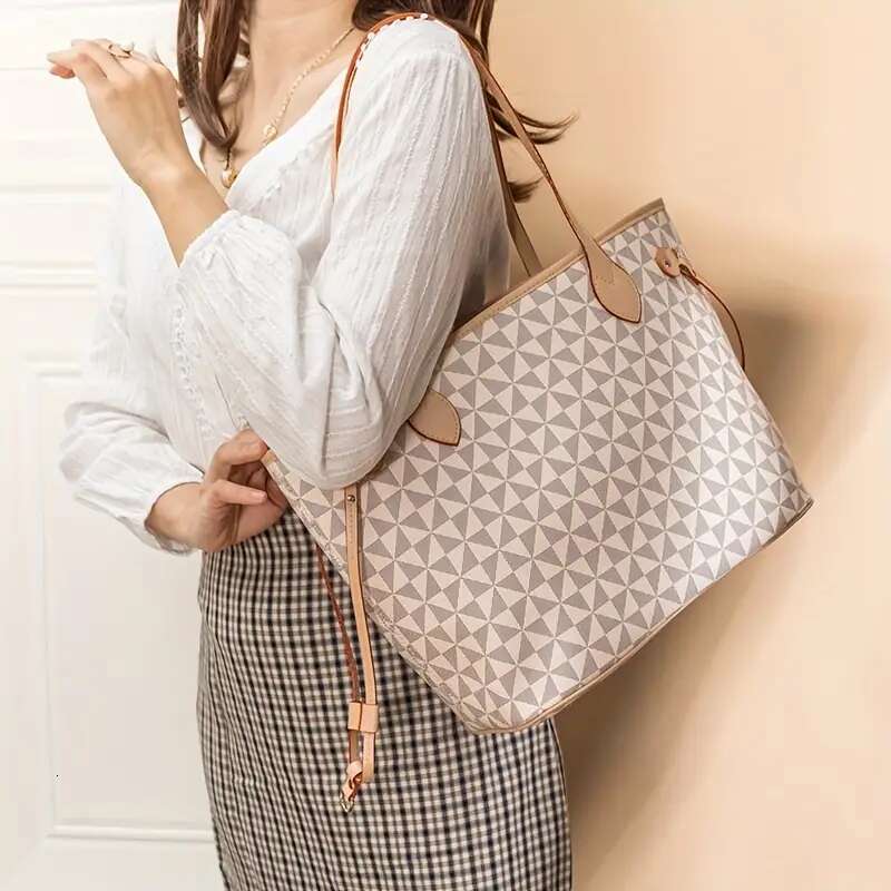 2Pc Women's High-Quality Light Print Commuting Fashion Large Capacity Tote Classic Son Mother Brown Printed Shoulder Bag