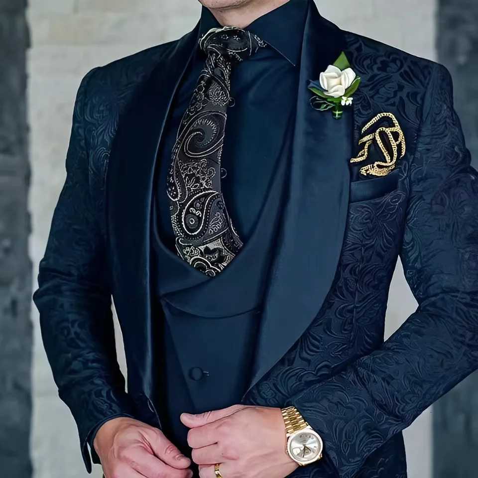 Customized Jacquard Wedding Groom Tuxedo 3pcs Blazer Vest Pants Formal Party Special Occasion Mens Clothing Elegant Man Suit W250910