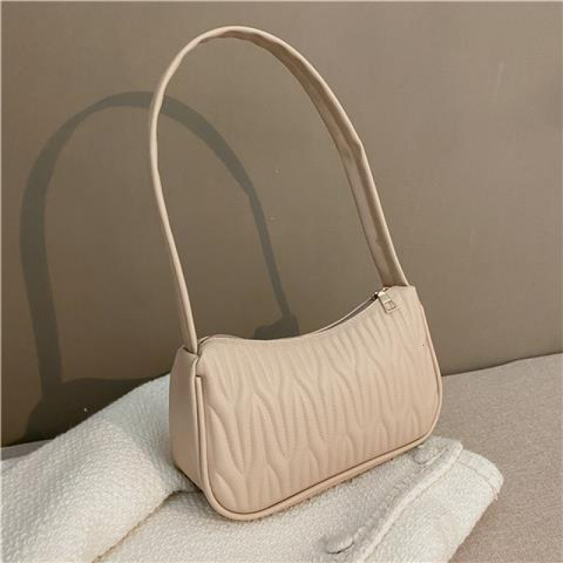 New Trendy Free Shipping Single Shoulder Underarm Bag High End Fashion Luxury Bag Solid Color Bag Women S Bag Niche Design Handheld Designer Bag Small