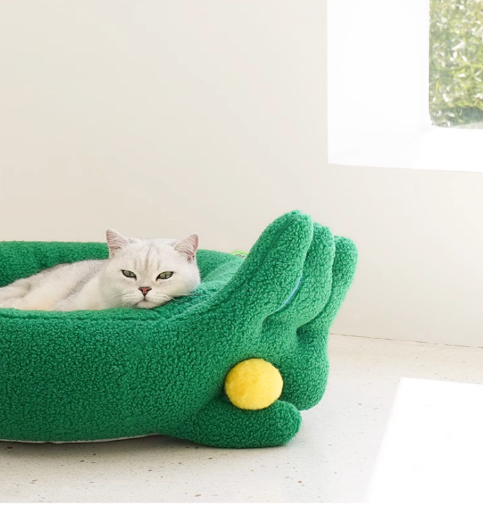 Warmth Insulated Dog/Cat Bed: Cozy Semi-Padded Animal Resting Area