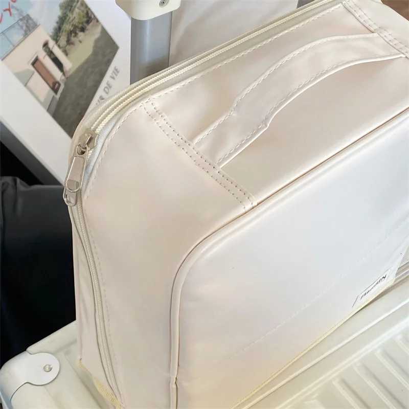 Standing Makeup Brushes Storage Bags Large Capacity Cosmetic Tools Organizer Bag PU Leather Makeup Case with Double ZipperXJ250910