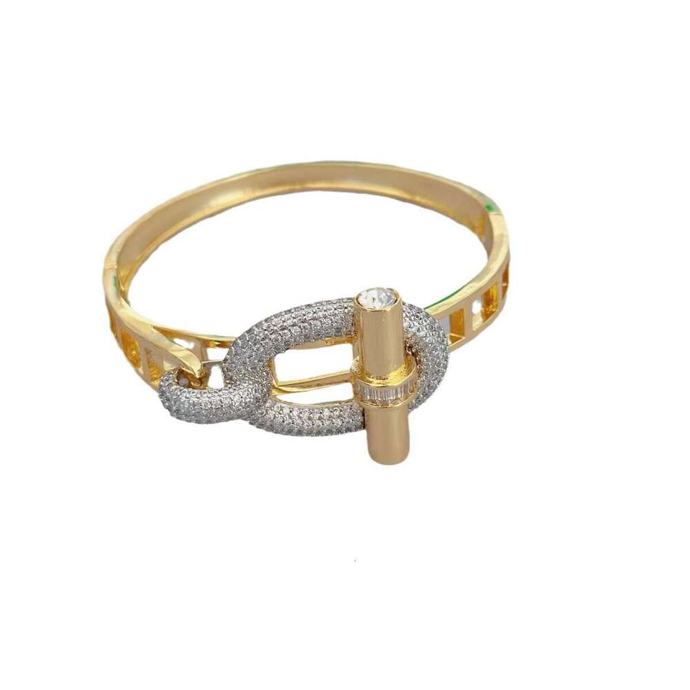 New gold tone full diamond luxury jewelry for women classic super sparkling crossbar OT series ring bracelet set pig nose moissanite silver tone desig