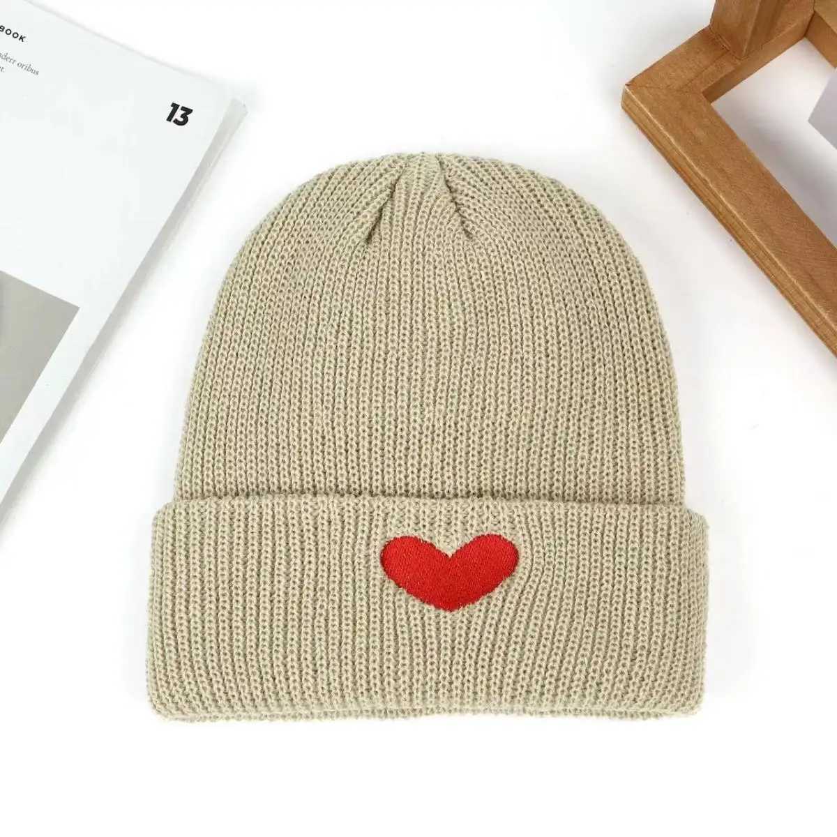 Embroidered Knitted Hat for Women in Autumn and Winter Warm and Casual Versatile Student Knitted Hat Cold HatXJ250910