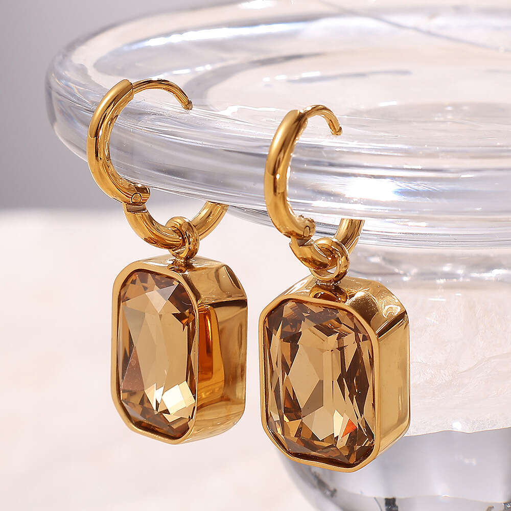 Advanced Geometric Shape Personality Three-Dimensional Titanium Steel for Women Exquisite Versatile Gold-Plated Earrings Necklace Set