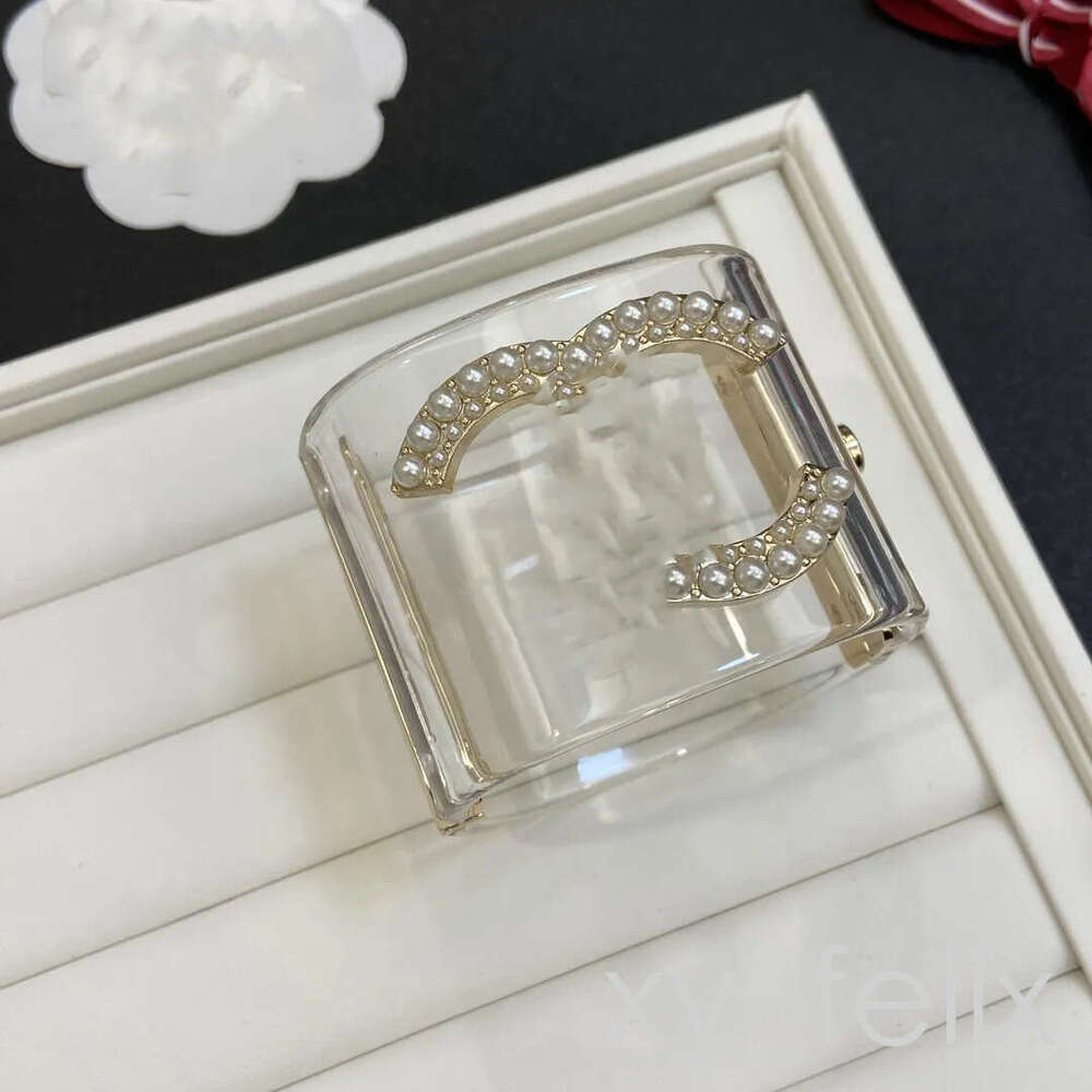 Designer Woman Men Bangle Fashion Brand Letter C Bracelets Women Open Bracelet Jewelry Cuff Gift CClies 9542