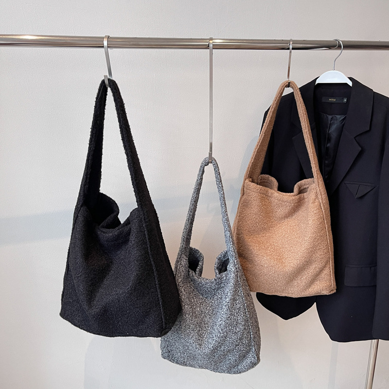 Free shipping designer Casual Commuter Bag Large Capacity Bucket Bag Lazy Style Single Shoulder Bag Mother-Daughter Bag Versatile High-End Simple Tote