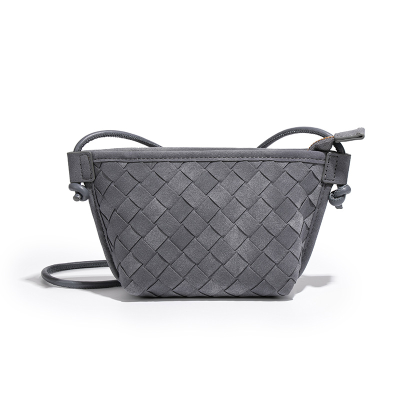 Designer Frosted Material Suede Shoulder Crossbody Vintage Fashion Hundred New Handmade Weaving Small Square Evening Bag 01