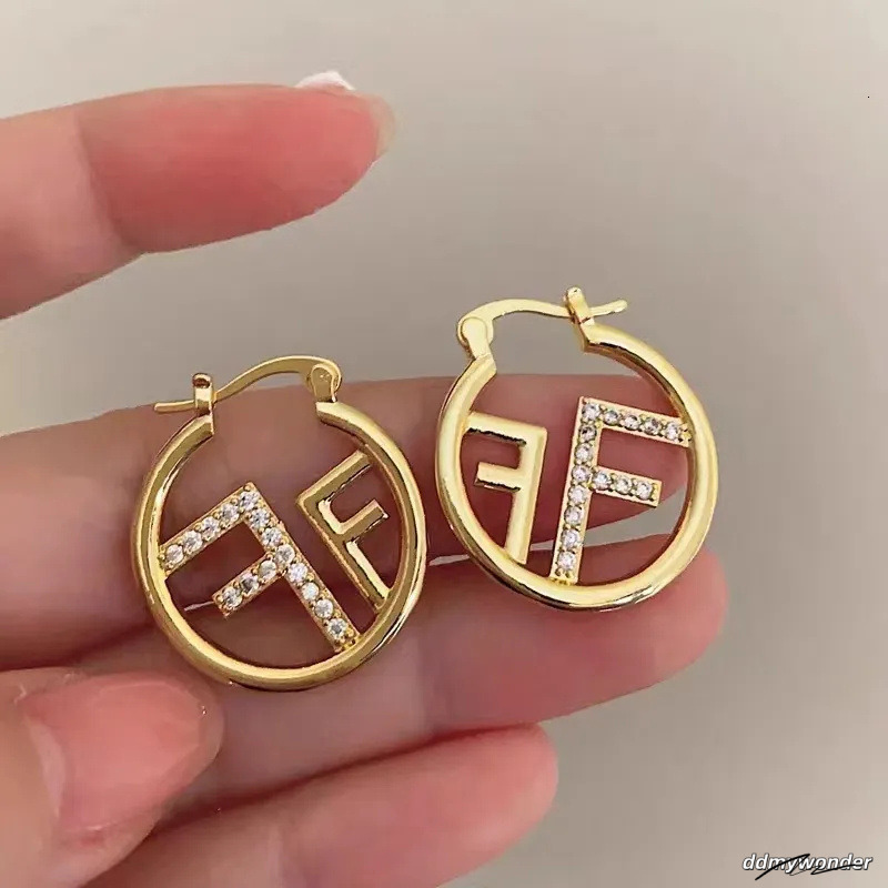 Designer Gold Plated Alphabet Letter Hollow Stud Earring Paved AAA Cubic Zirconia Dia Fashion High-End Jewelry Wholesales Drop Shipping