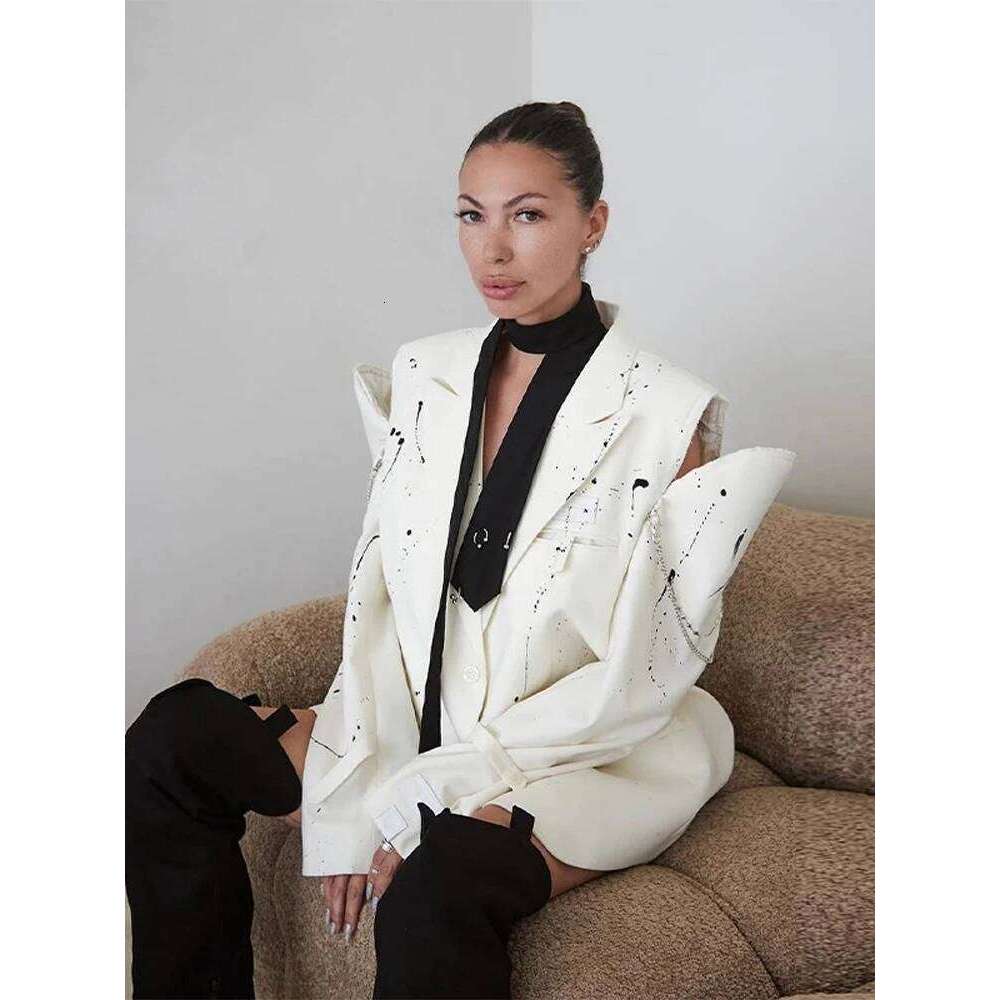 Designer Clothing 2025 Women's Suit Coats Graffiti Hollow Out Off Shoulder Coat Woman Loose Print Lapel Jacket Single Breasted Long Sleeves Top C