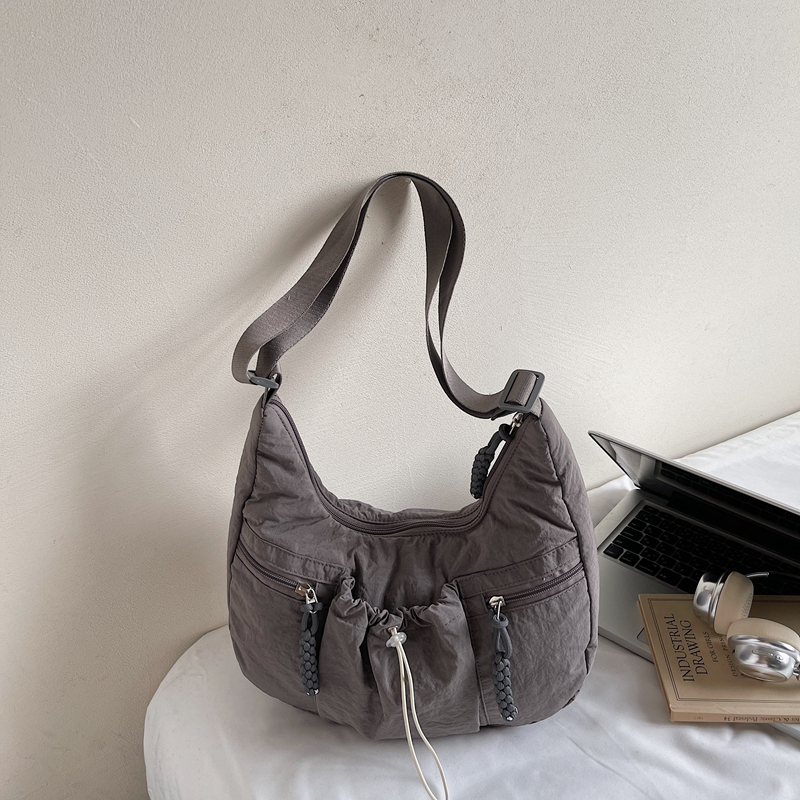 2025 fashionable high-end luxury large capacity women's handbag, simple and versatile shoulder bag, essential crossbody bag for women's shop