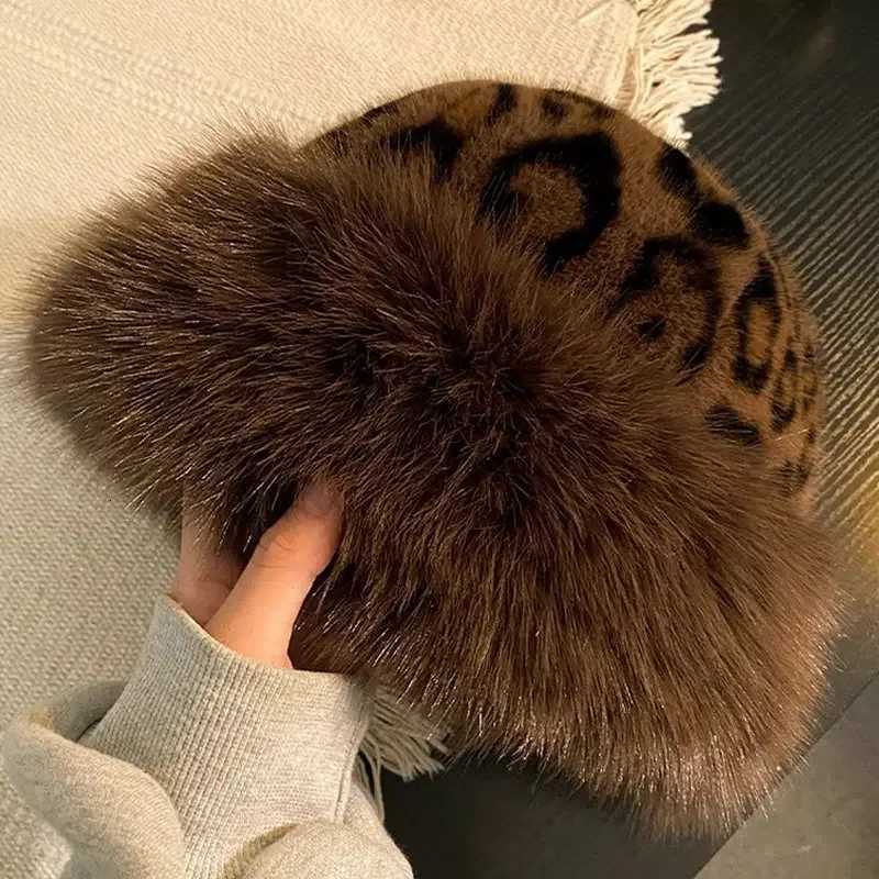 Winter Plush Ear Protection Leopard Print C Windproof Keep Warm Headgear Fluffy Fur Fisherman Hat for Women Fashion Female HatXJ250910