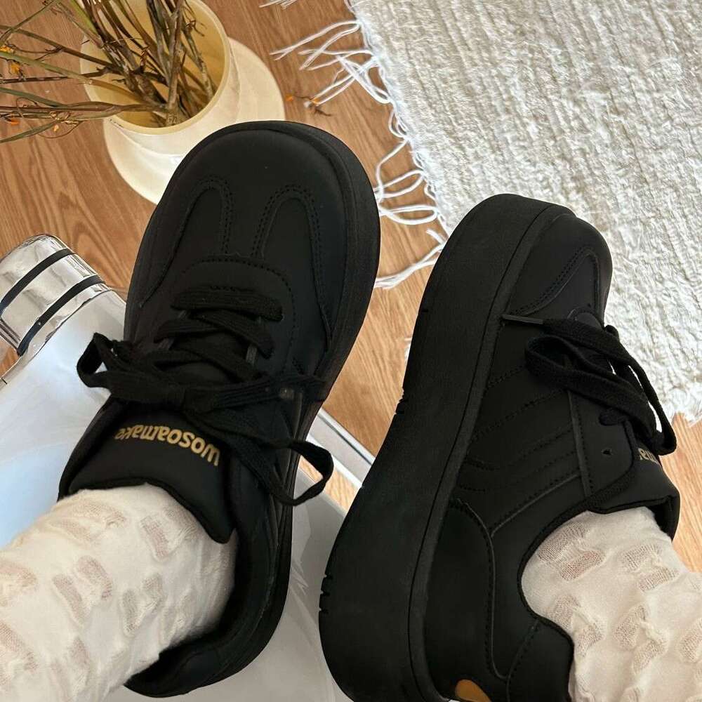 High-Quality Black Thick-Soled for Women with Skirts, 2025 Spring New Designer Shoe Sports Training Shoes