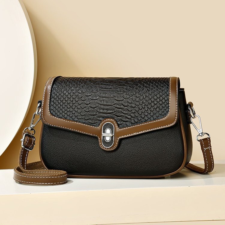 Free shipping designer Trendy Bag for Women High-End Small Square Bag Fashionable Simple Shoulder Bag Versatile Casual Light Luxury Crossbody Bag