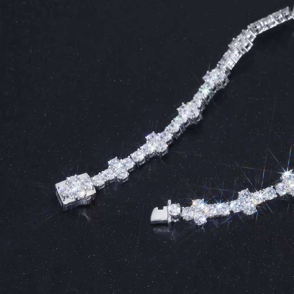 Wholesale Custom Fashion Sier Lab Dia GRA Moissanite Zircon Four-leaf Clover Tennis Sterling Bracelet