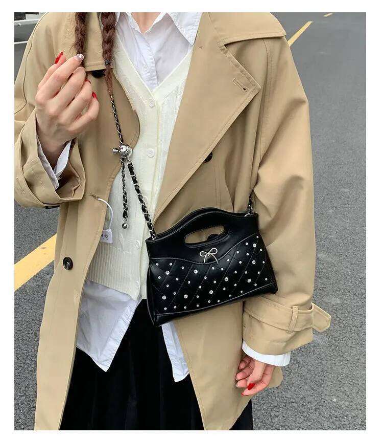 Hot Selling Rhombus Chain Women's New Summer Niche Design Dia-Encrusted Messenger Popular Portable Bucket Bag Designer Bags
