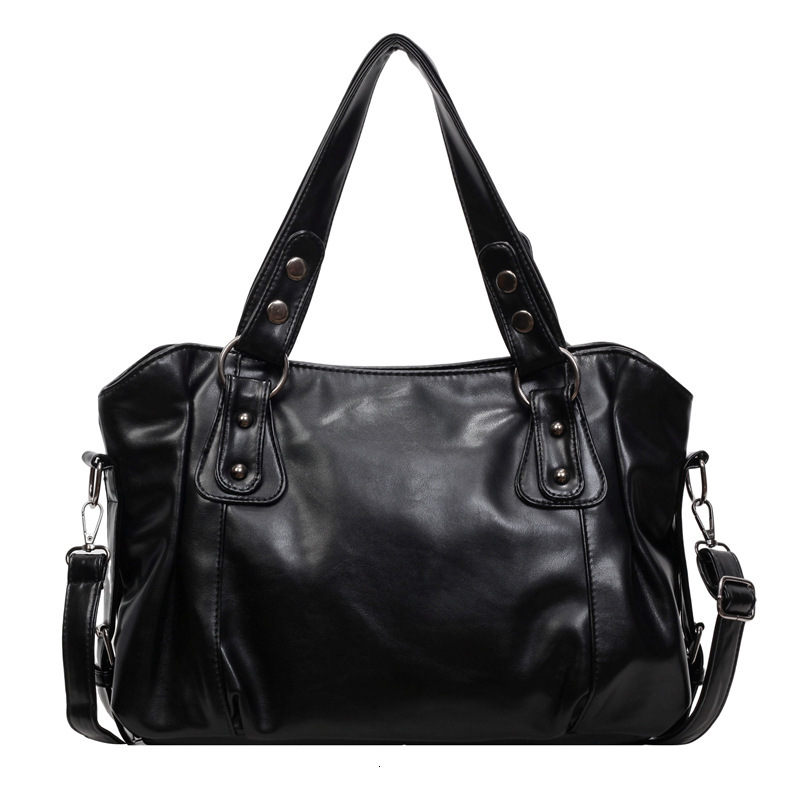 Free shipping designer European and American Retro Crossbody Bag for Women Casual High-End Niche Fashionable Versatile Commuter Bag Shoulder Bag Tote 