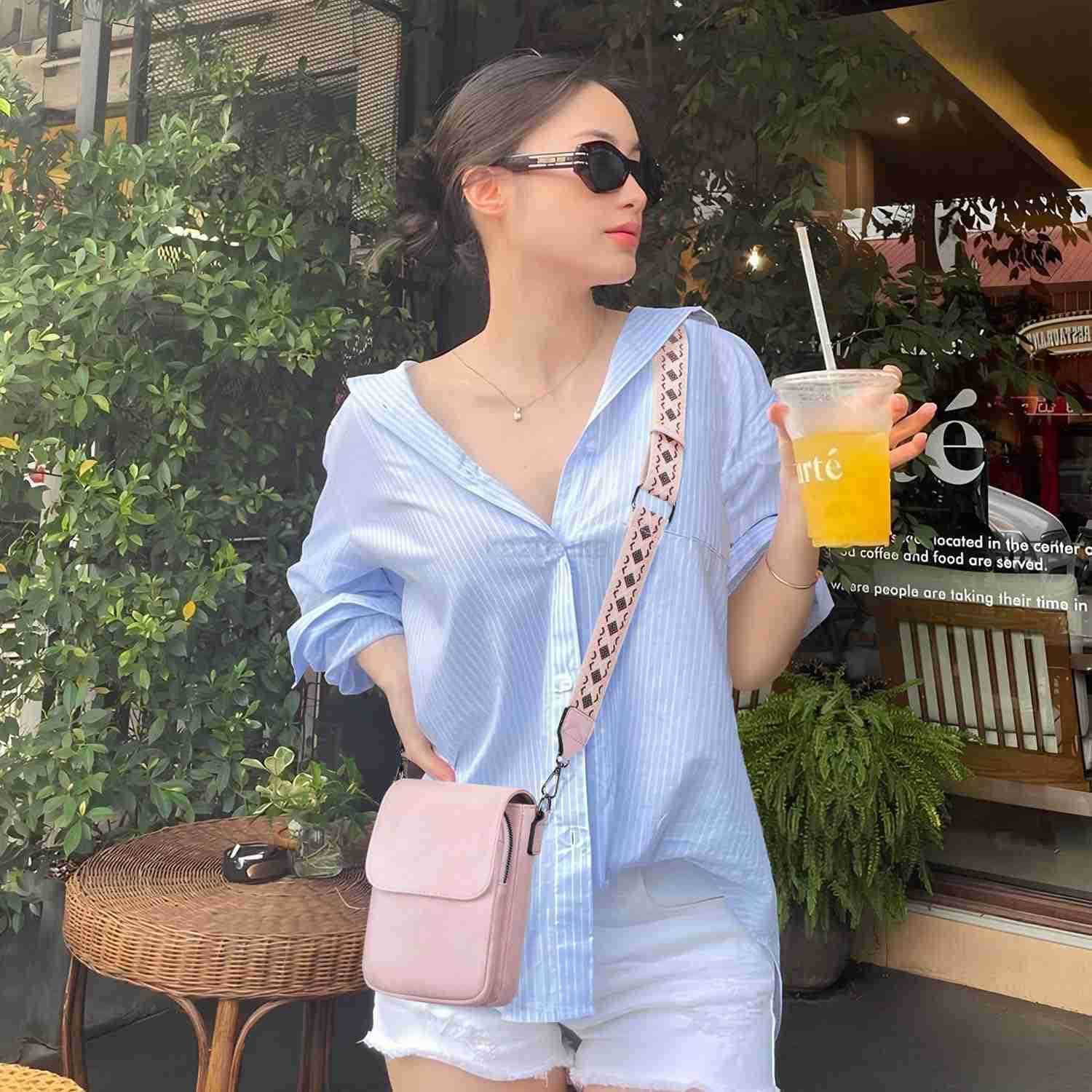 Small Crossbody Bags for Women TrendyLeather Triple Compartment Cell Phone Crossbody Wallet Purses with Card Slots Z250910