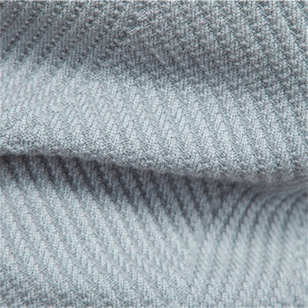 New Autumn Pullover Men's O-neck Patchwork Long Sleeve Warm Slim Sweaters Casual Fashion Sweater Men Clothing dongdumaoyi