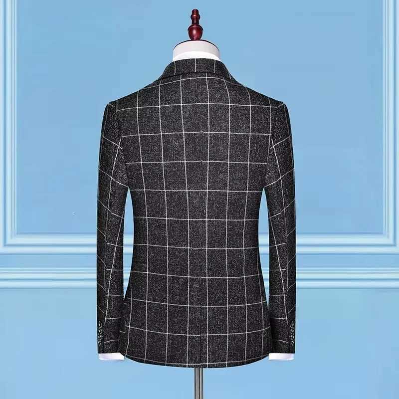 British Style Men Plaid Vest Blazer Pants 3 Pieces Set Male Fashion High End Slim Wedding Banquet Business Suit Jacket Coat W250910