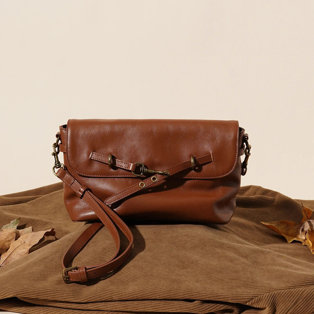 2025 New Fashion Small Square Bag Designer Shoulder Bag Multi functional Envelope Bag