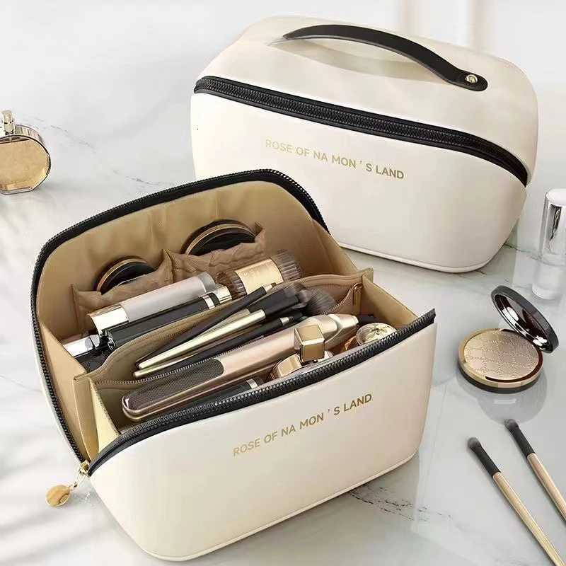 Luxury Womens Travel Makeup Bag Cosmetic Organizer Pouch Fashion Zip Storage Case festival Gift for LadiesXJ250910