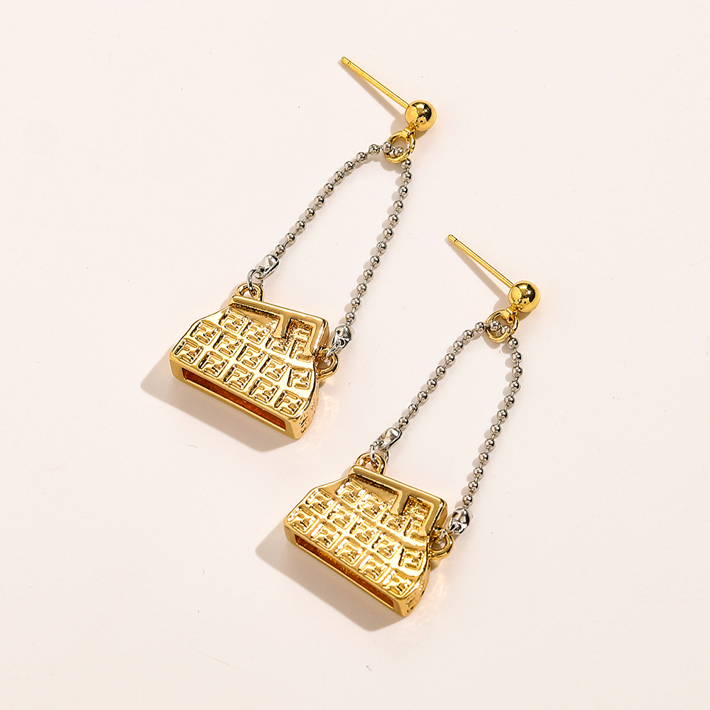 Luxury Designer Earrings Letter 18K Gold Plated Pearl Earring Women Wedding Jewelry Gift