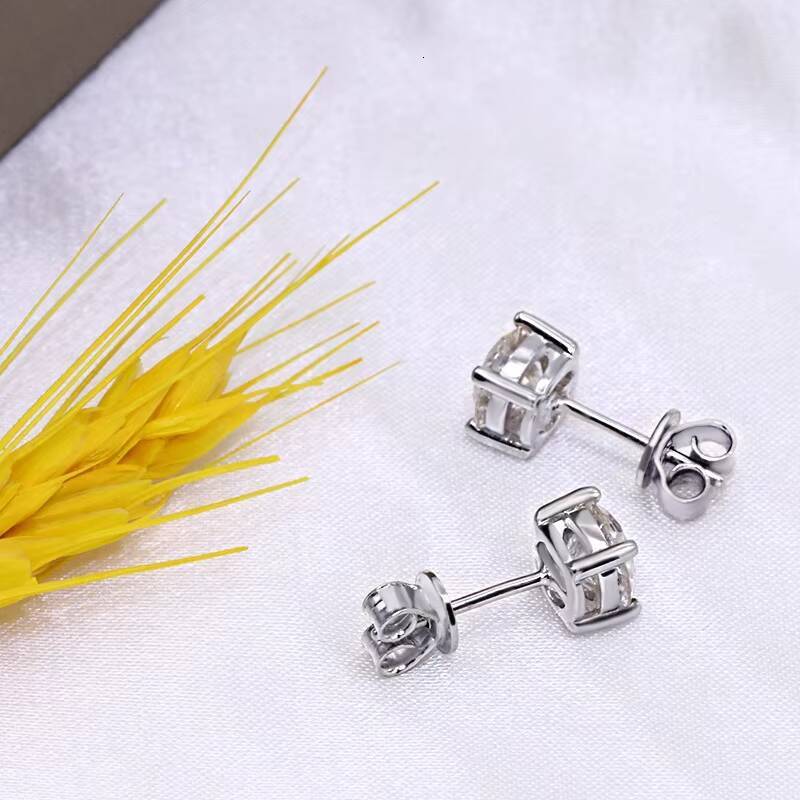 Classic Stud Earrings 14k White Yellow Gold Diamond Moissanite Earrings 05ct1ct2ct Round VVS White D Moissanite Earrings