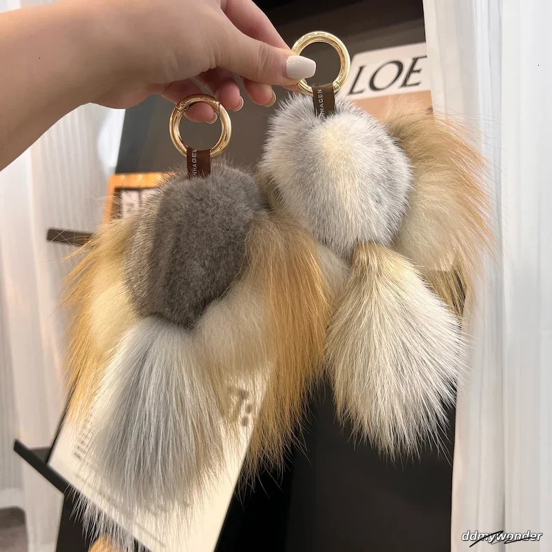 Hip Hop Mink Keychain Mens Announcement Bird Pendant Keybag Key Decoration Leather Toy Pom Trinket Gift Women 250409 ddmywonder ddmywonder ddmywonder