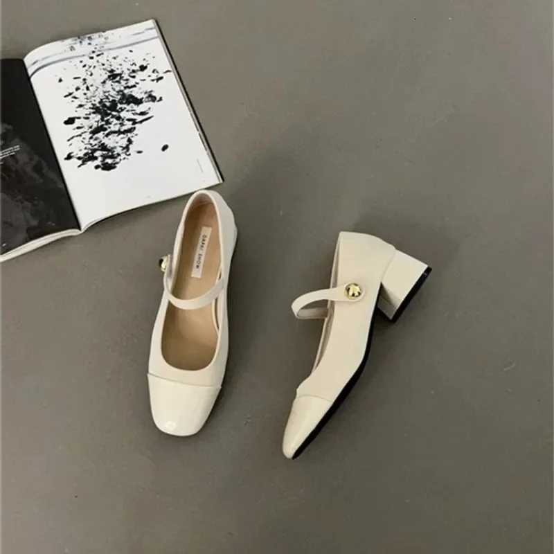 Thick Heel Mary Jane Single Shoes Womens New Spring French Mid Heel Evening Black Square Head Small Leather Shoes W250910