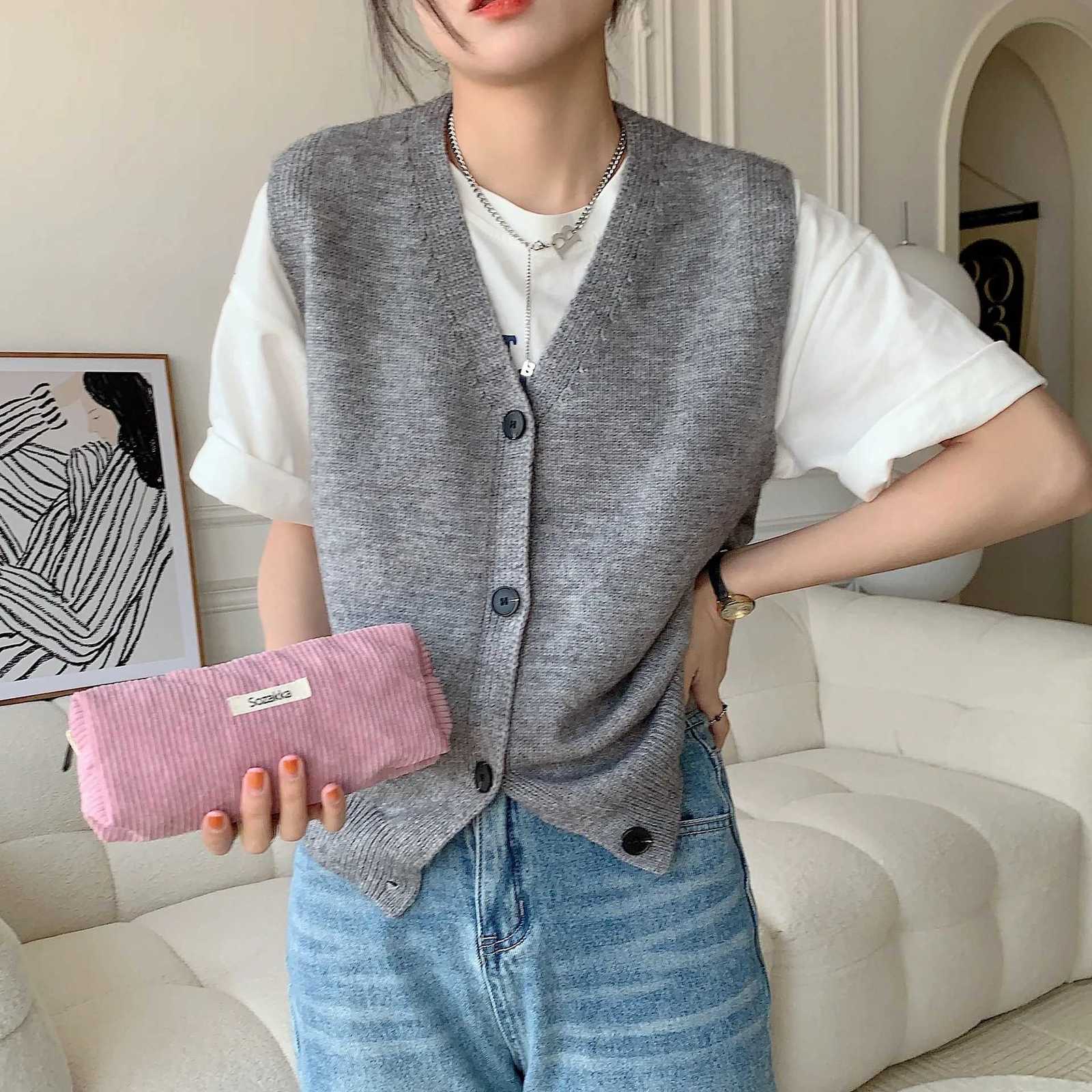 Retro Corduroy Pencil Case Travel Cosmetic Lipstick Stationery Storage Bag Women Makeup Handbags Organizer Pouch Pencilcase BagsXJ250910