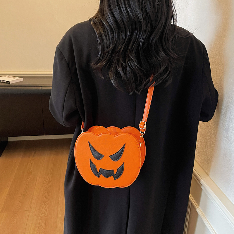 2025 new pumpkin bag luxury bag Halloween new niche shoulder bag designer bag personality cute fashion creative crossbody bag