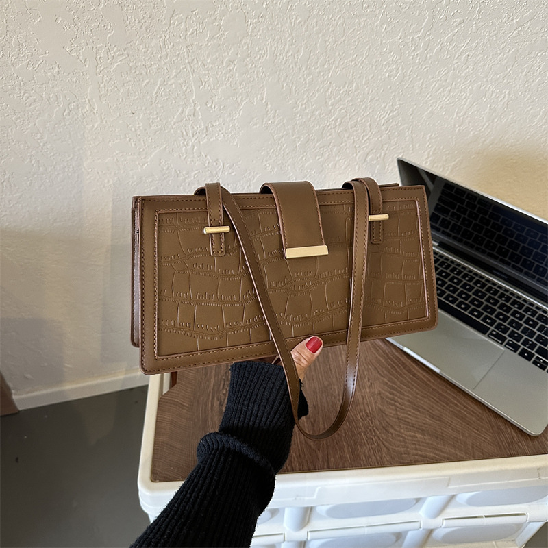 2025 autumn new French niche design light luxury handbag versatile fashion popular women's rectangular bag designer bag