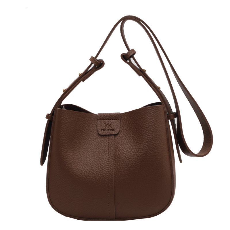 Free shipping designer Versatile Small Bag for Women Fashionable High-Quality Simple Shoulder Bag Crossbody Bag Retro Commuter Bag Mother Bag Bucket B