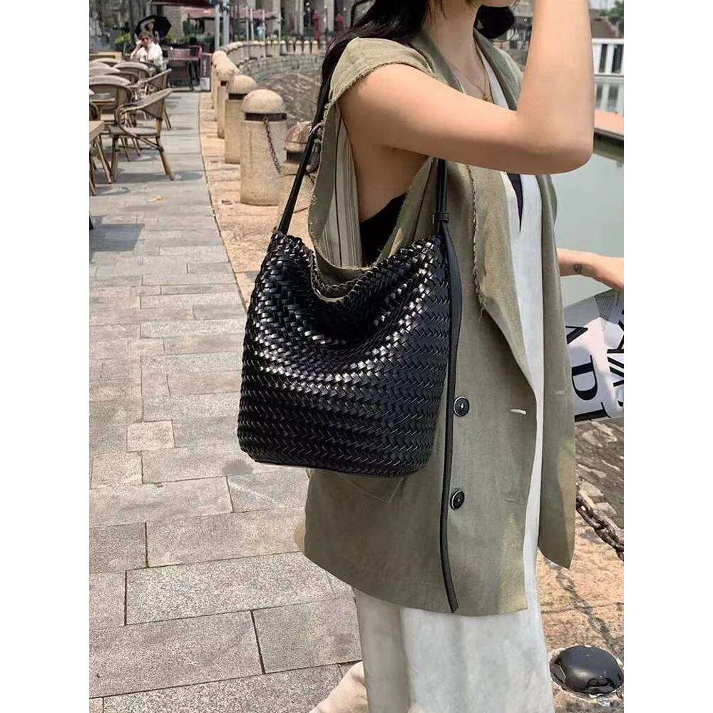 Hanrted Buet Casual Oulder Crossbody For Holiday Commuting Large Capaci Korean Sle Leather Tote Bag