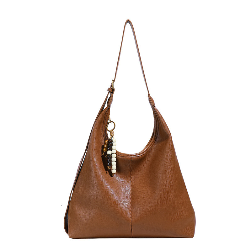 Free shipping designer Large Capacity Underarm Bag Women Versatile Fashion Single Shoulder Bag Crossbody Bag Bucket Bag Ladies Commuter Bag Tote Bag