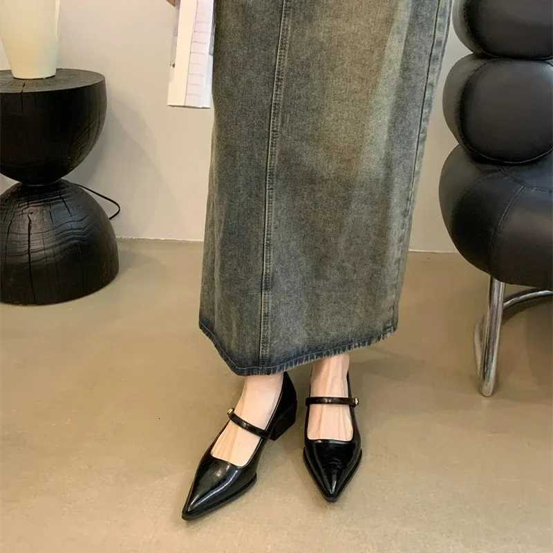 Retro Style Thick Heel Women Mary Jane Shoes Fashion Shallow Pointed Toe Ladies Comfort Office Pumps Footwear W250910